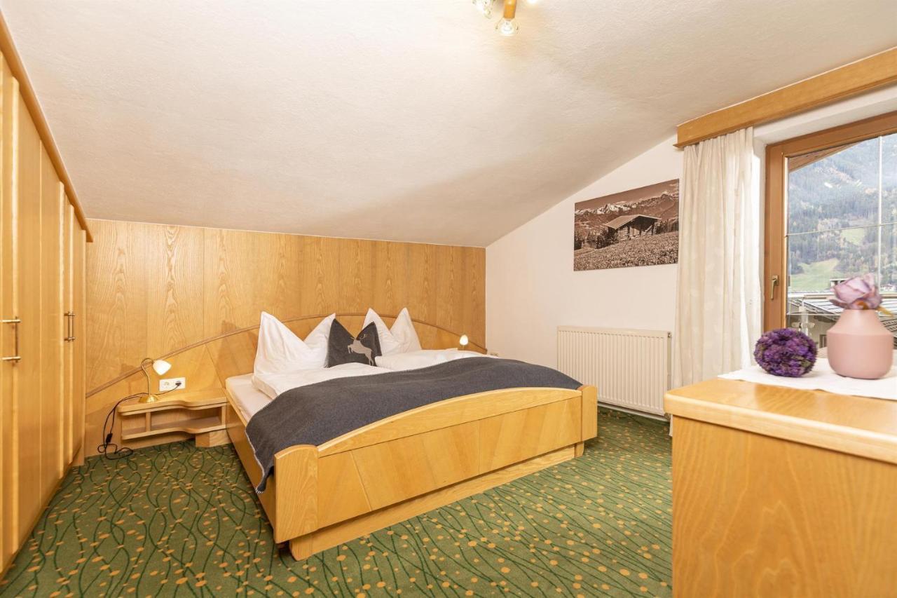 Haus Jochler Apartment Ried im Zillertal Phòng bức ảnh