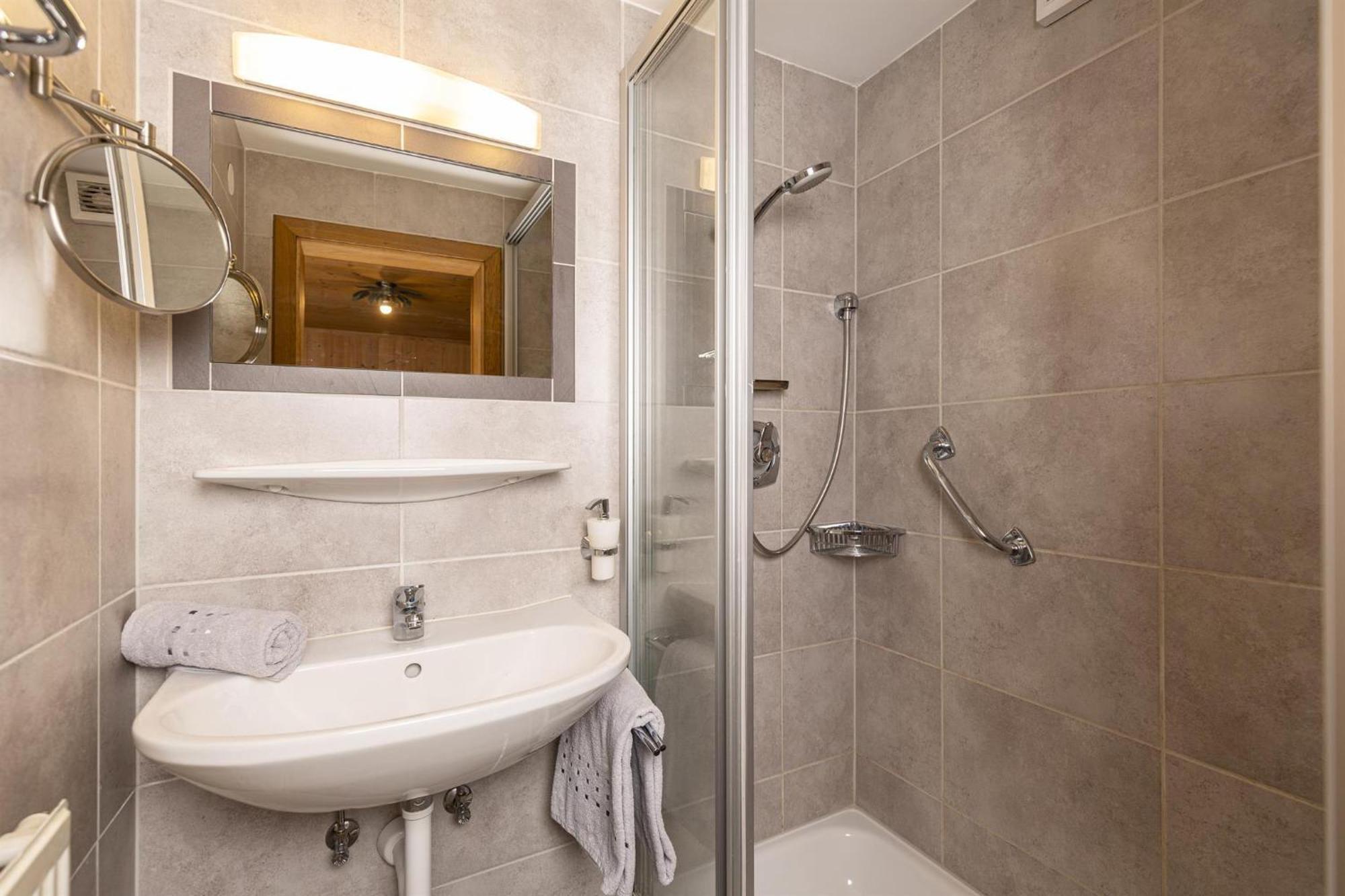 Haus Jochler Apartment Ried im Zillertal Phòng bức ảnh